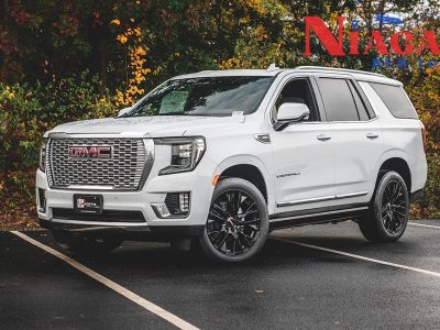 Niagara Falls Bus Tour Packages – Airport transportation service with comfortable vehicle for tourists in Canada 2026